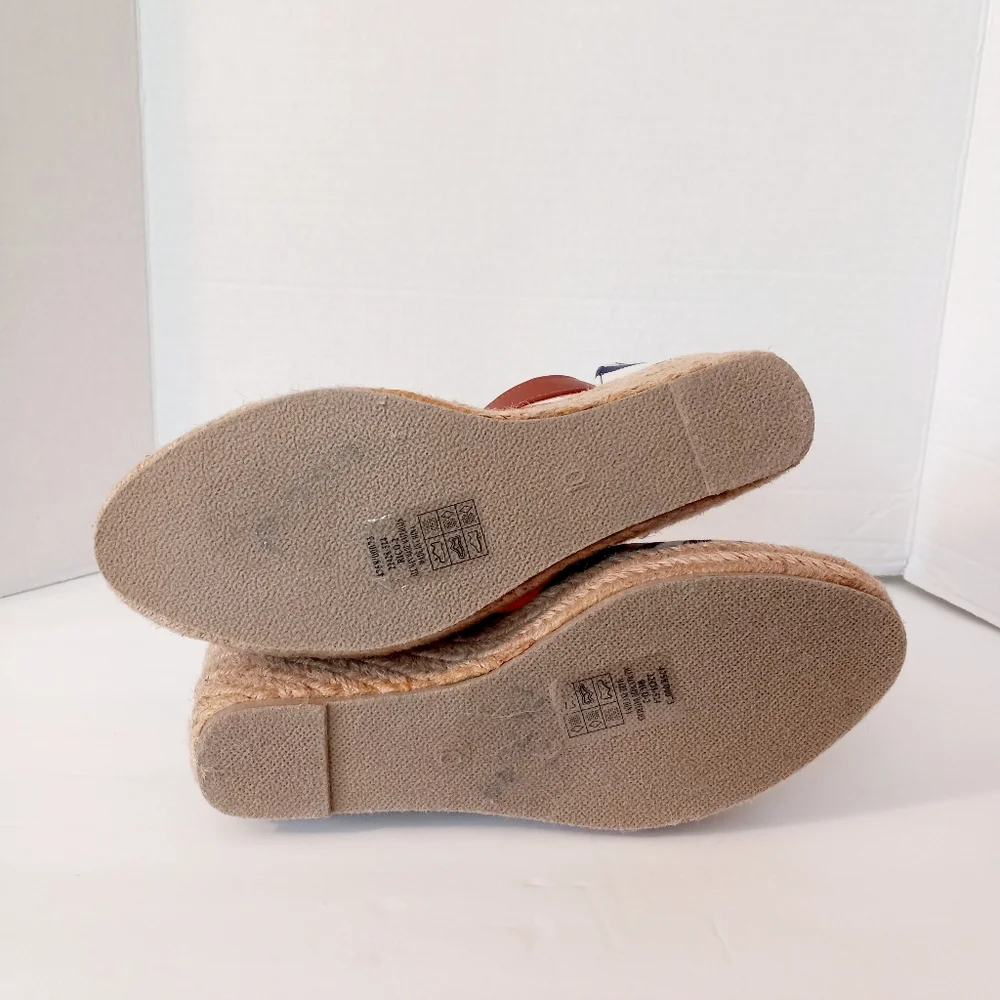 Pierre Dumas navy/white striped   wedge espadrille sandals size 10